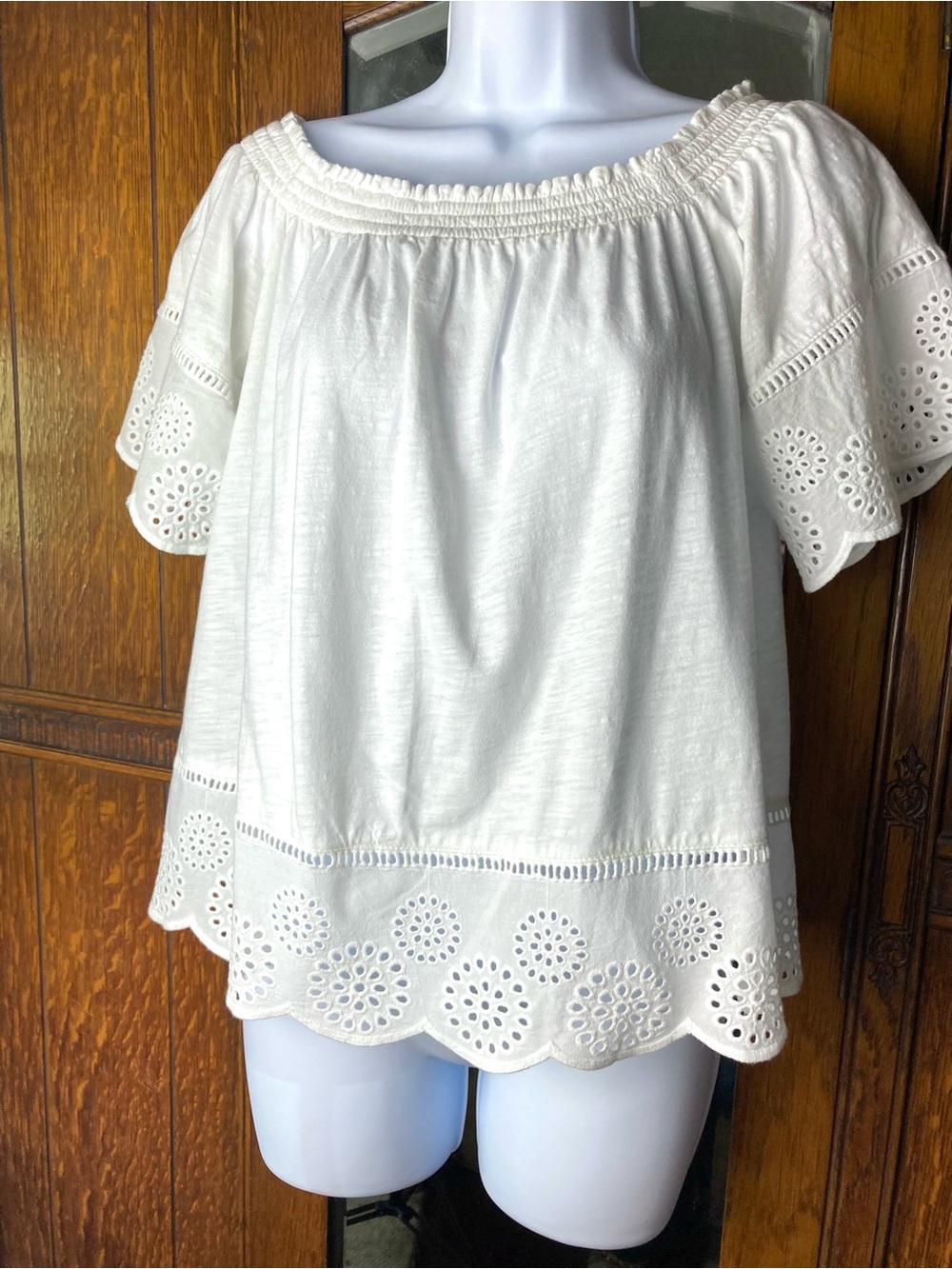 Fate White Eyelet Off-Shoulder Top Peasant Boho Blouse M